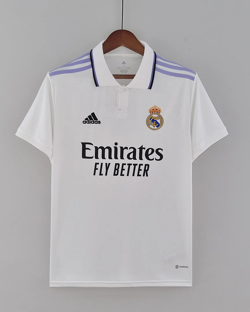 Camisola Retro Real Madrid 22/23 Principal