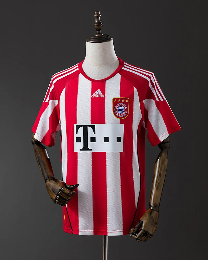 Camisola Retro Bayern Munique 10/11 Principal