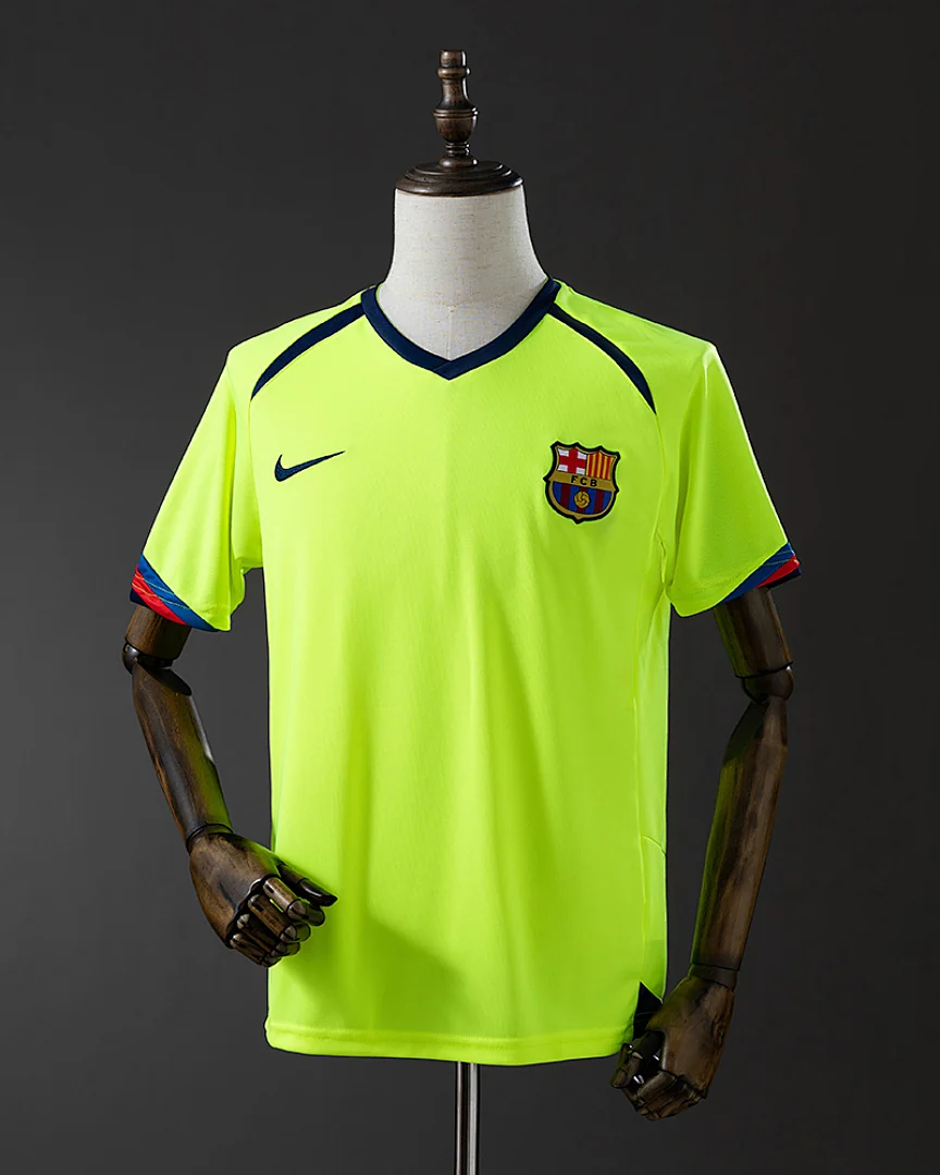 Camisola Retro Barcelona 05/06 Alternativa