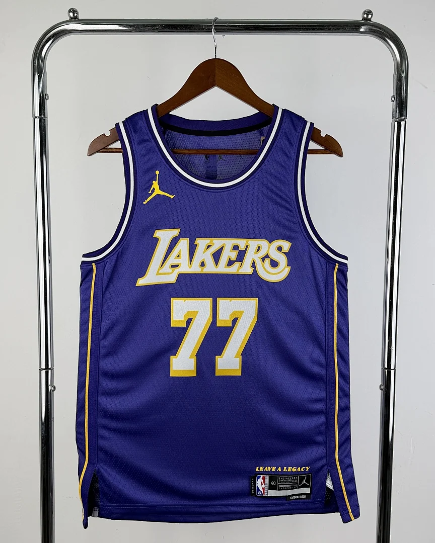 Camisola NBA Los Angeles Lakers Luka Doncic #77 Jordan 2026
