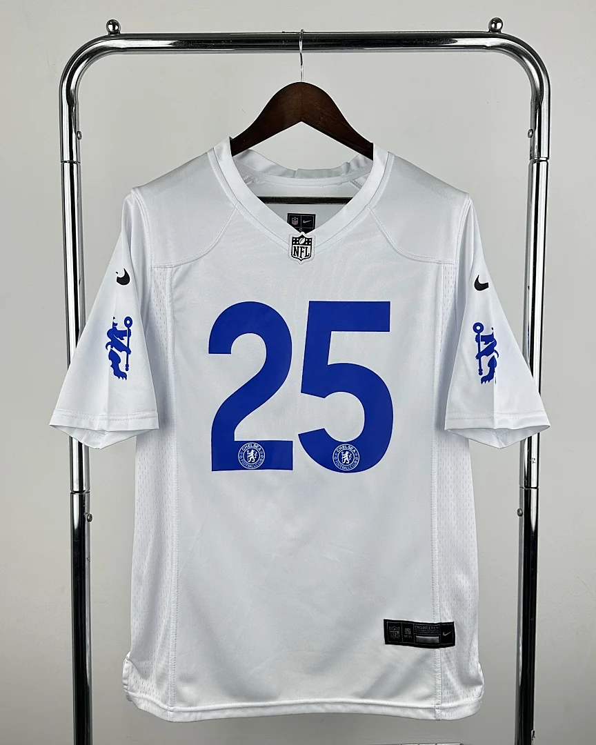 Camisola Chelsea Edição Especial · Modelo 2