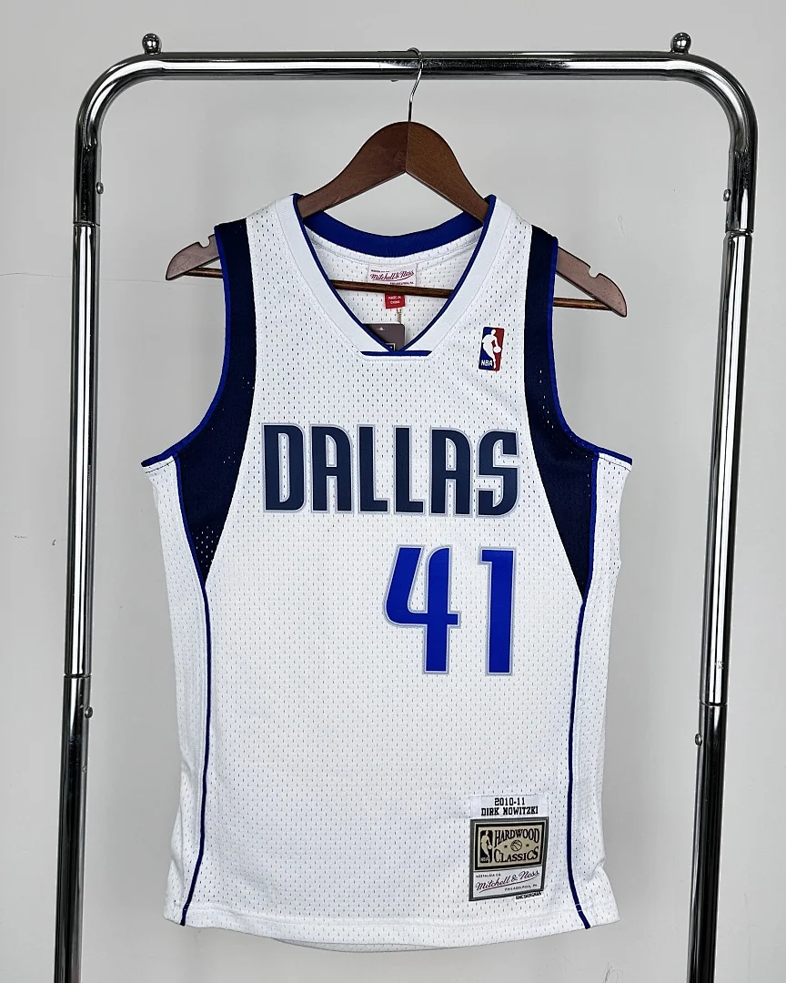 Camisola NBA Dallas Mavericks Dirk Nowitzki #41 Retro Mitchell & Ness 10/11