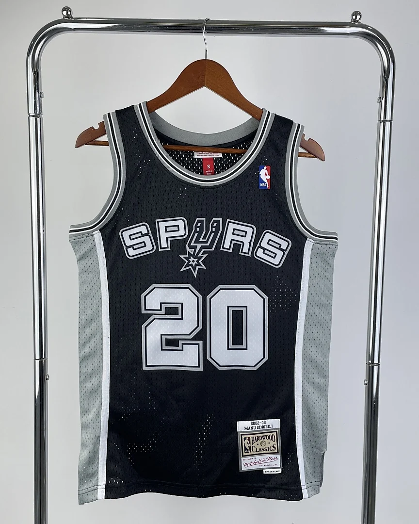 Camisola NBA San Antonio Spurs Manu Ginobili #20 Retro Mitchell & Ness 2002/03 Preta