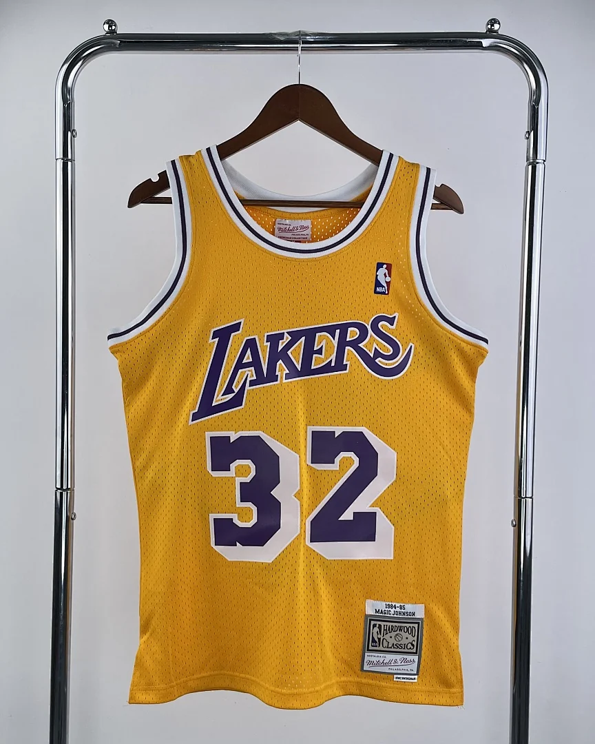 Camisola NBA Los Angeles Lakers Magic Johnson #32 Retro Mitchell & Ness 1984/85 Amarela