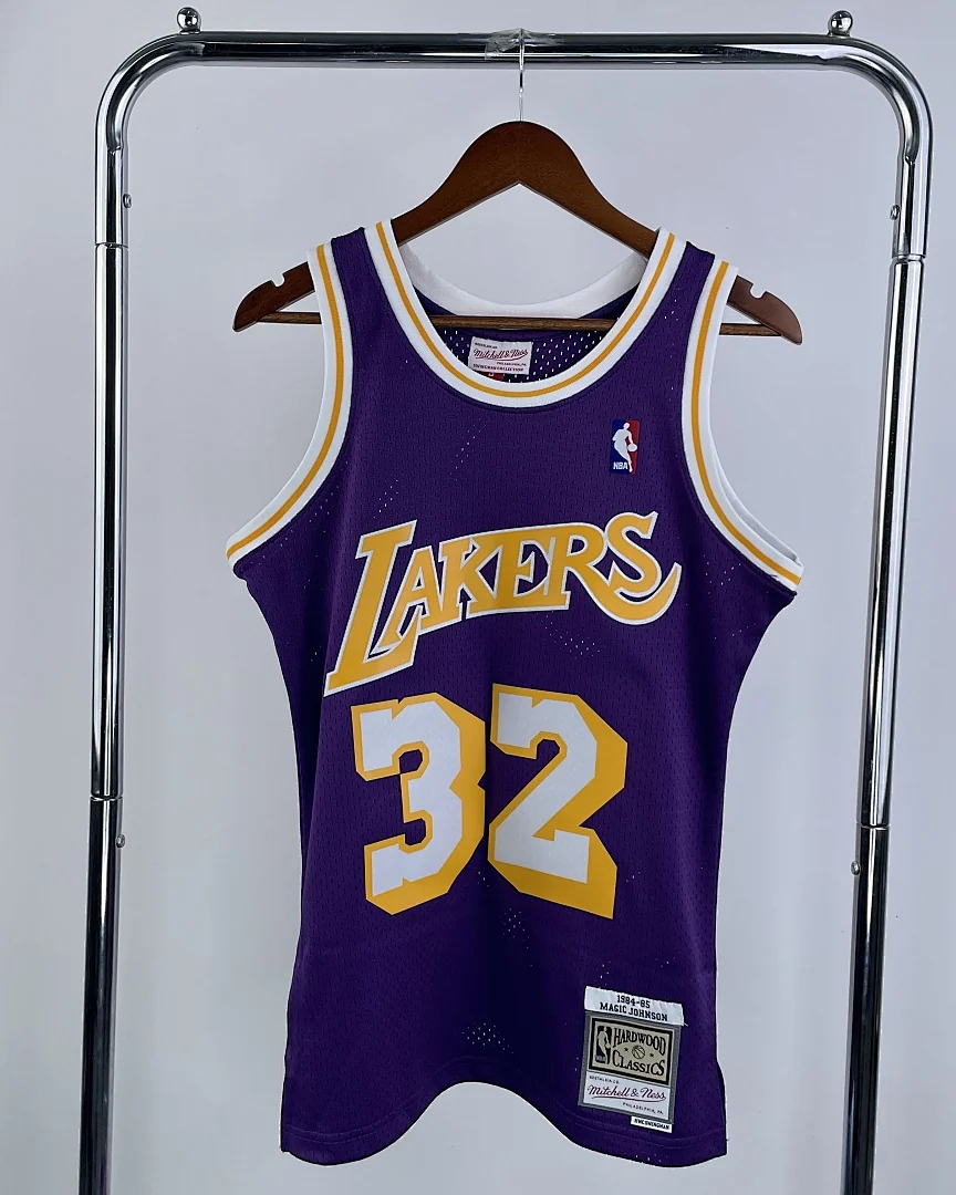 Camisola NBA Los Angeles Lakers Magic Johnson #32 Retro Mitchell & Ness 1984/85 Roxa