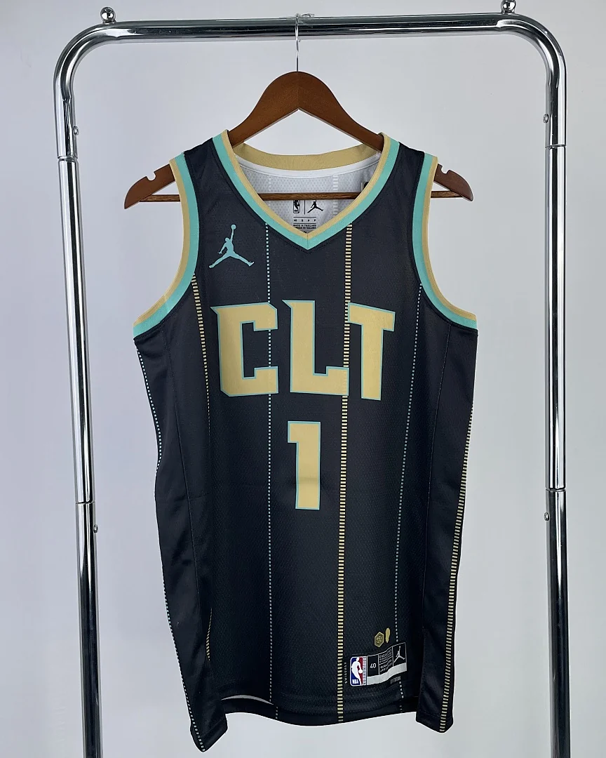 Camisola NBA Charlotte Hornets LaMelo Ball #1 Edição Especial 2023