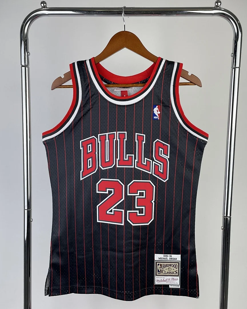 Camisola NBA Chicago Bulls Michael Jordan #23 Retro Mitchell & Ness 1996