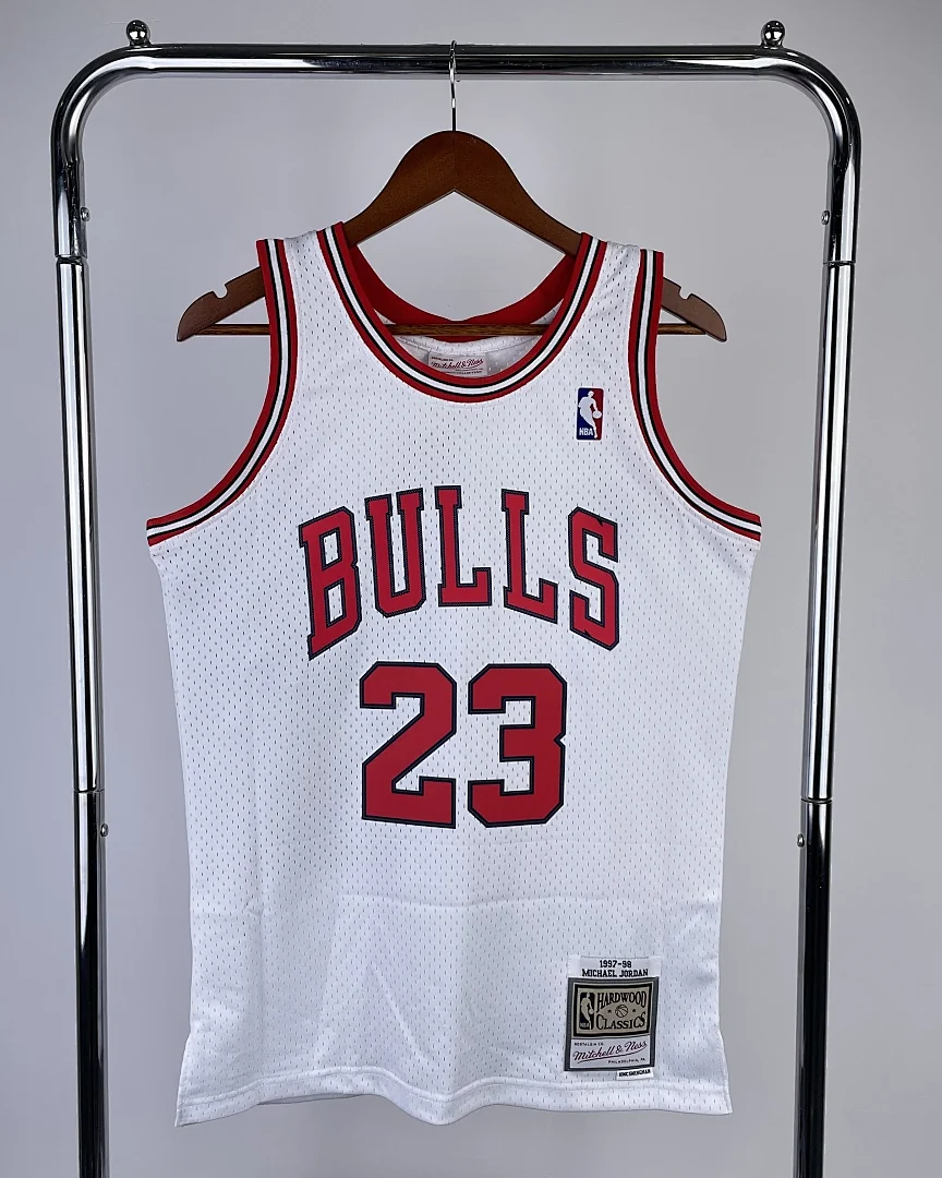 Camisola NBA Chicago Bulls Michael Jordan #23 Retro Mitchell & Ness 1998 Branca