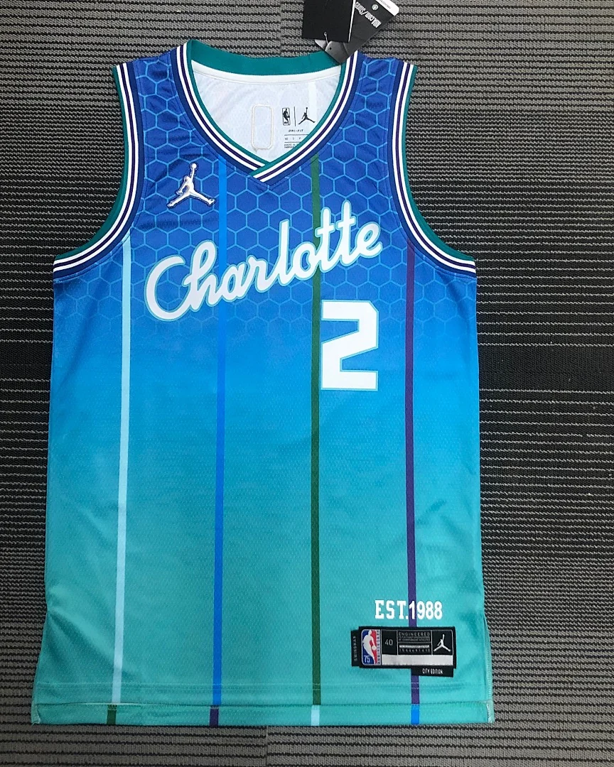 Camisola NBA Charlotte Hornets LaMelo Ball #2 Edição Especial 2022