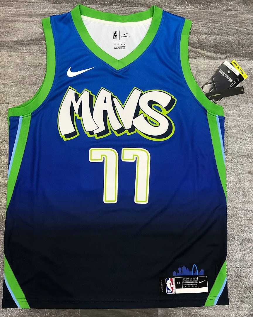 Camisola NBA Dallas Mavericks Luka Doncic #77 Edição Especial 2020