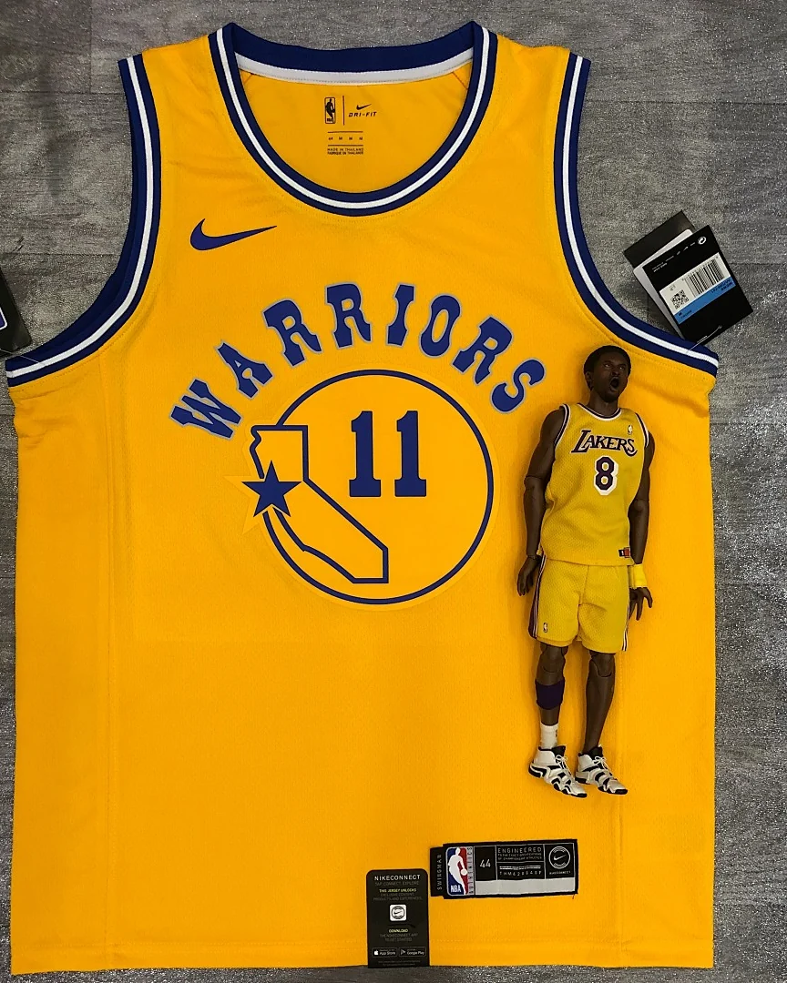 Camisola NBA Golden State Warriors Klay Thompson #11 Edição Especial Amarela · Modelo 2