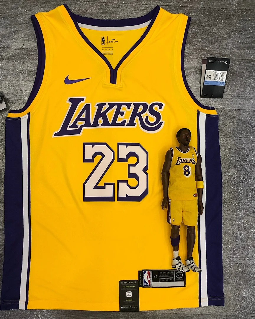 Camisola NBA Los Angeles Lakers LeBron James #23 Amarela