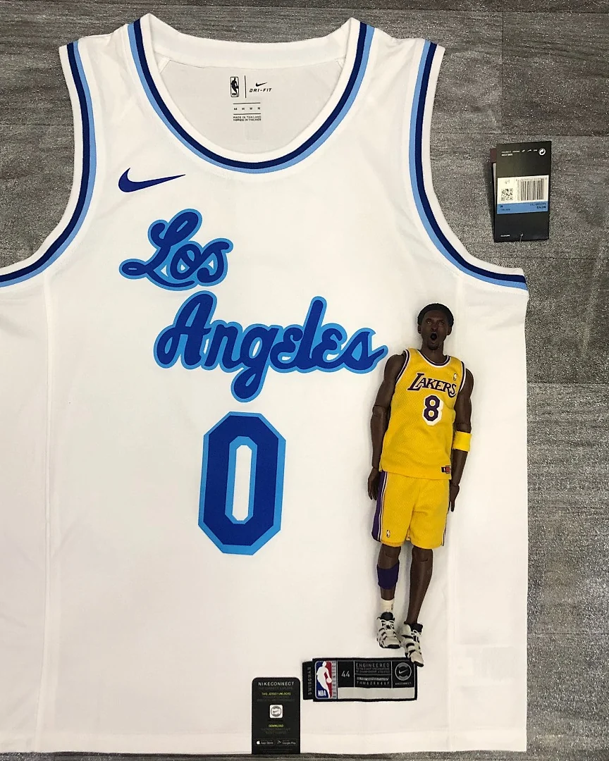 Camisola NBA Los Angeles Lakers Kyle Kuzma #0 Latin Nights · Modelo 7