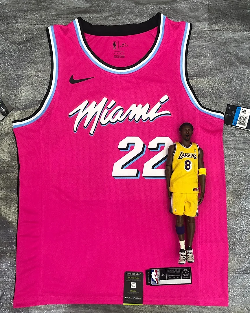 Camisola NBA Miami Heat Jimmy Butler #22 Edição Especial Rosa