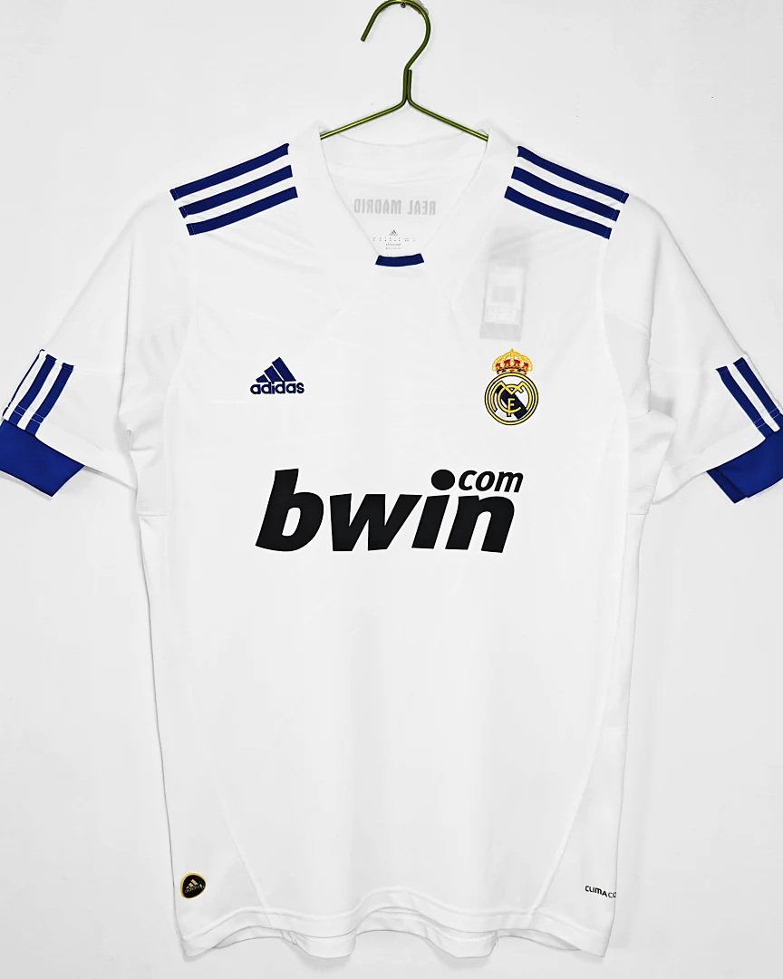 Camisola Retro Real Madrid 10/11 Principal