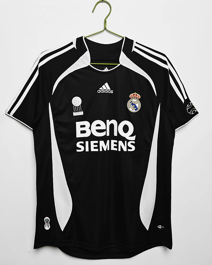 Camisola Retro Real Madrid 06/07 Terceira