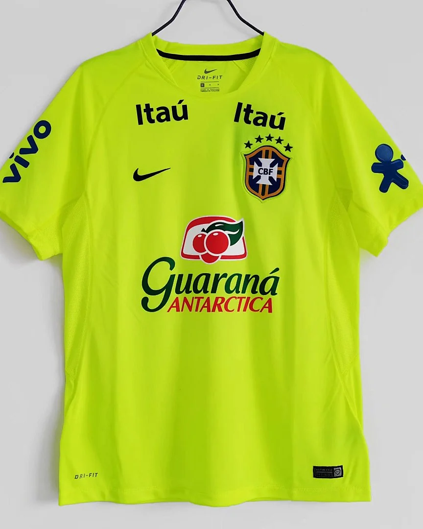 Camisola de Treino Brasil 2020 Verde · Modelo 2