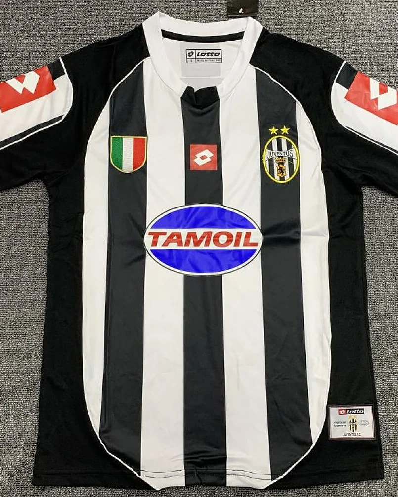 Camisola Retro Juventus 2002/03 Principal