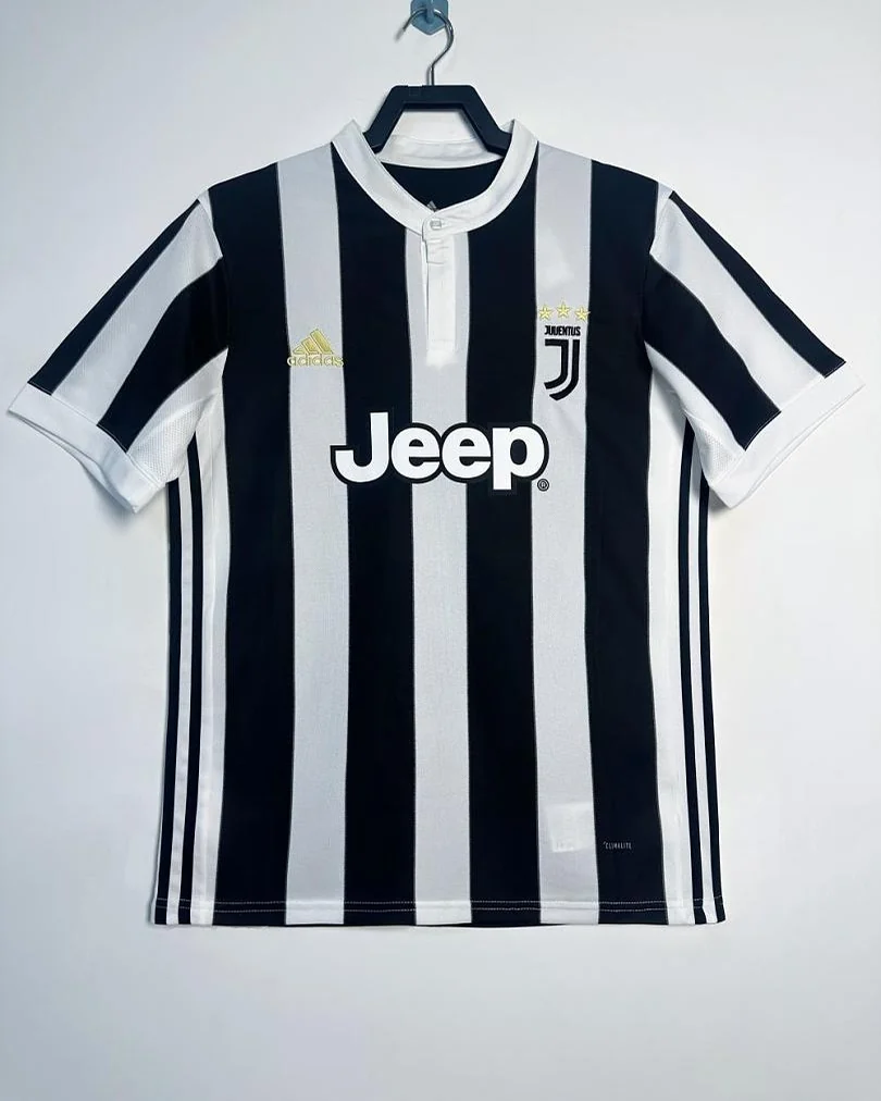 Camisola Retro Juventus 17/18 Principal