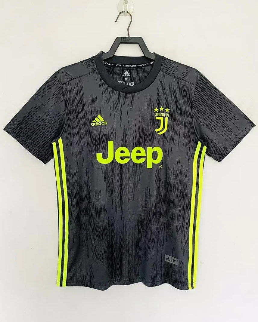 Camisola Retro Juventus 18/19 Terceira