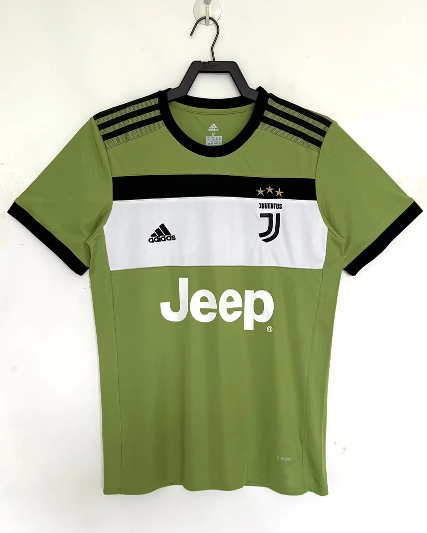 Camisola Retro Juventus 17/18 Terceira