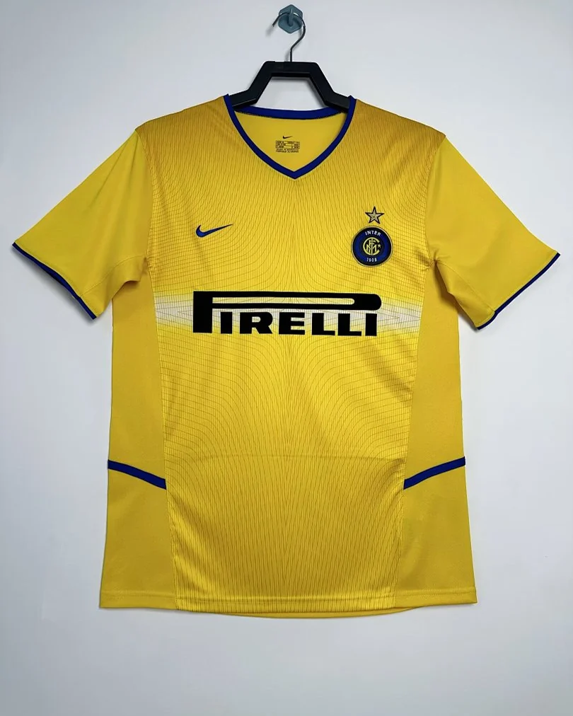 Camisola Retro Inter de Milão 2002/03 Terceira