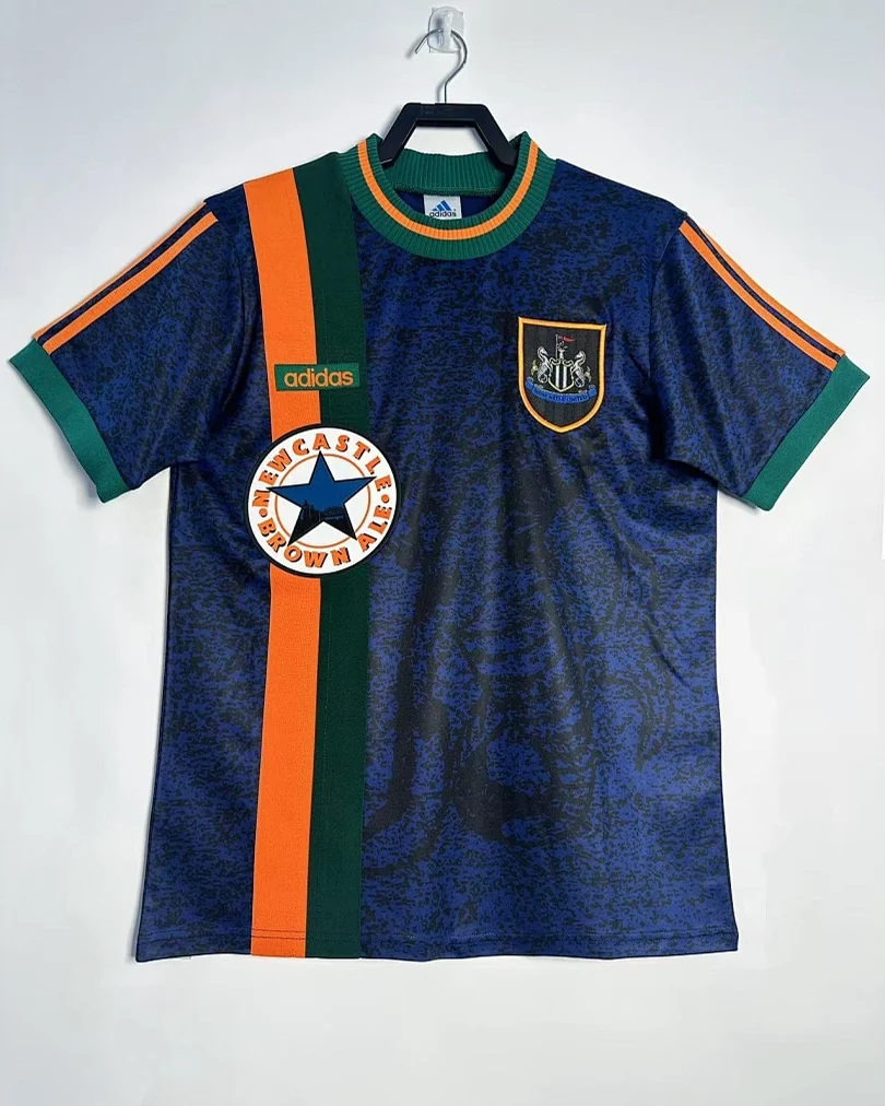 Camisola Retro Newcastle United 1996/98 Alternativa
