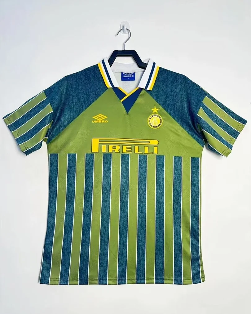 Camisola Retro Inter de Milão 1995/96 Terceira