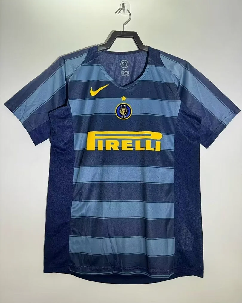 Camisola Retro Inter de Milão 2004/05 Terceira