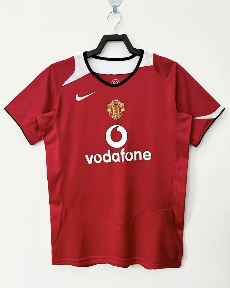 Camisola Retro Manchester United 05/06 Principal