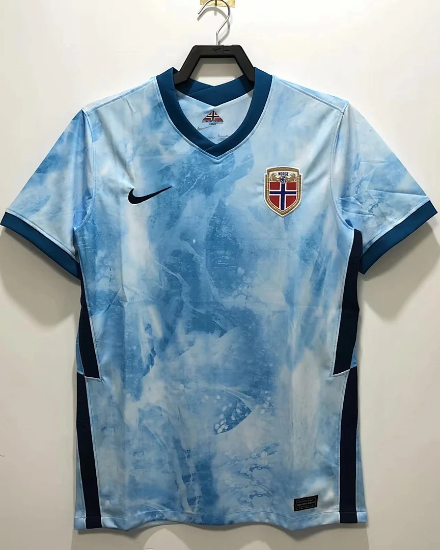 Camisola Retro Noruega 20/21