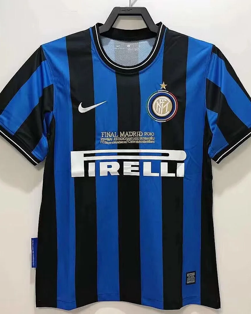 Camisola Retro Inter de Milão 2010 Principal