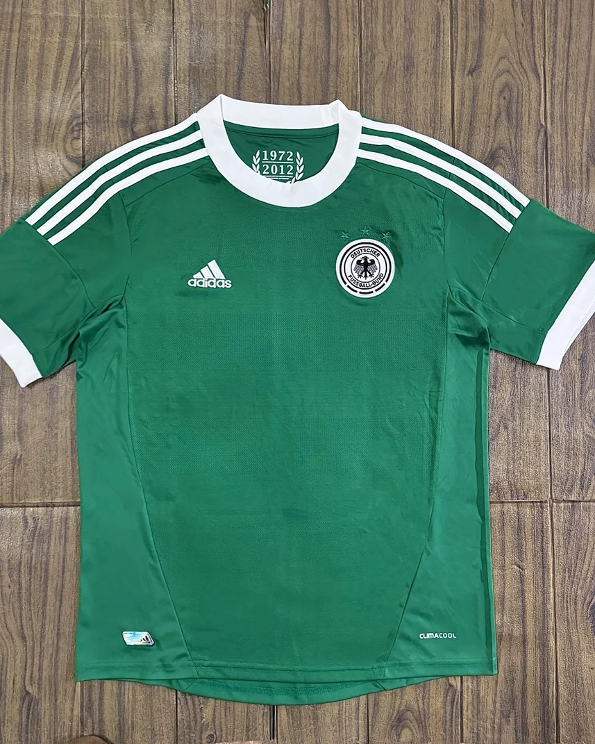 Camisola Retro Alemanha 2012 Alternativa