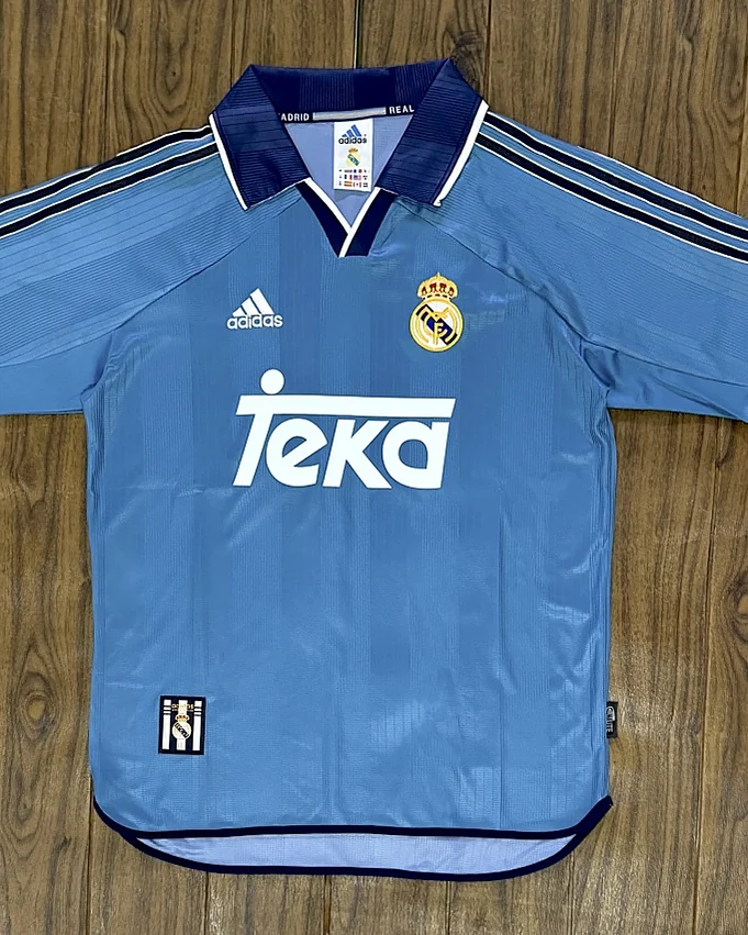 Camisola Retro Real Madrid 1999/00 Terceira