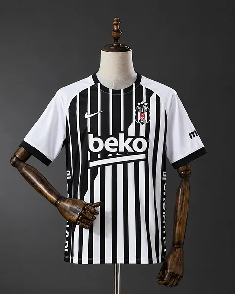 Camisola Besiktas 26/27 Alternativa
