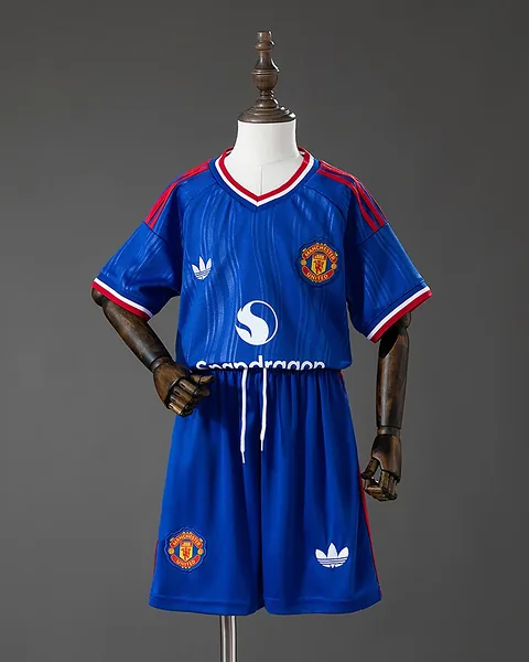 Kit Criança Manchester United 26/27 Alternativa