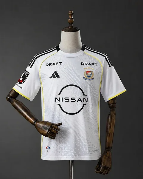 Camisola Yokohama F. Marinos 26/27 Alternativa