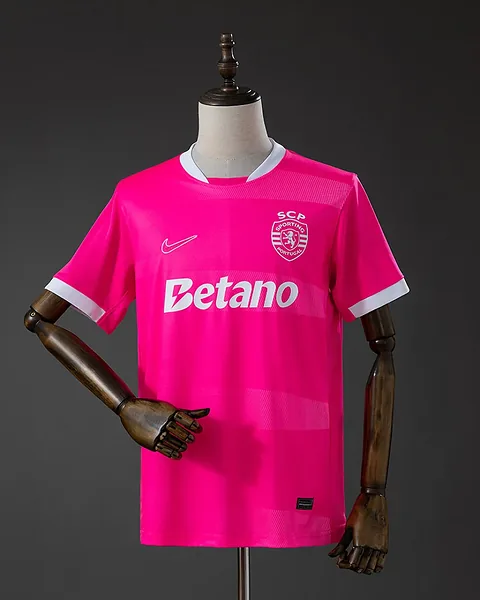 Camisola Sporting CP 26/27 Edição Especial Rosa