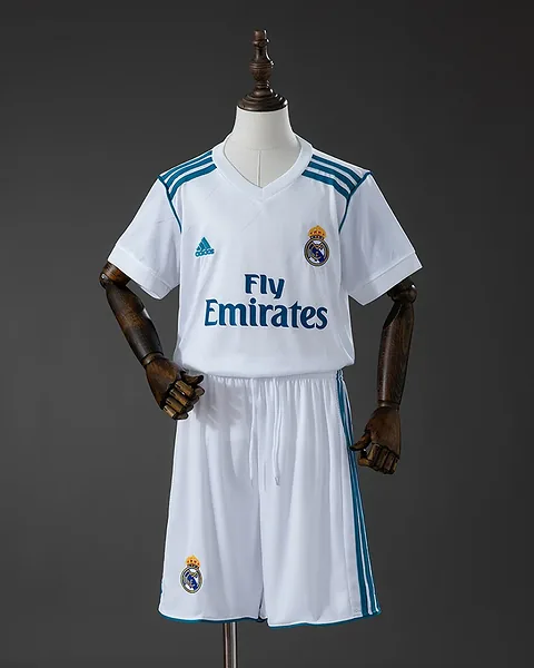 Kit Criança Real Madrid 17/18 Principal