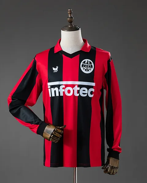 Camisola Retro Eintracht Frankfurt 1983/84 Principal Manga Comprida