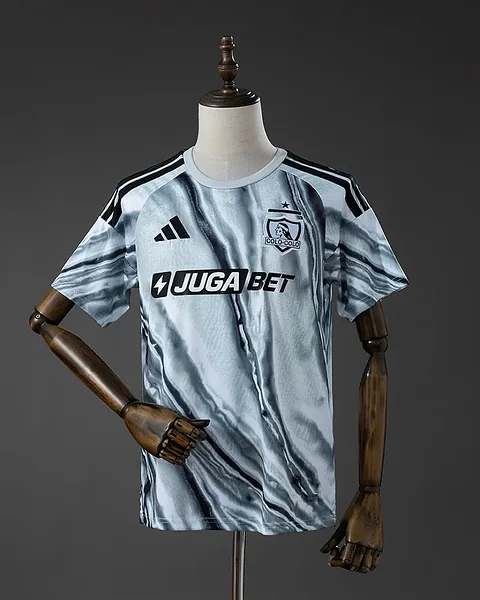 Camisola Colo-Colo 26/27 Edição Especial