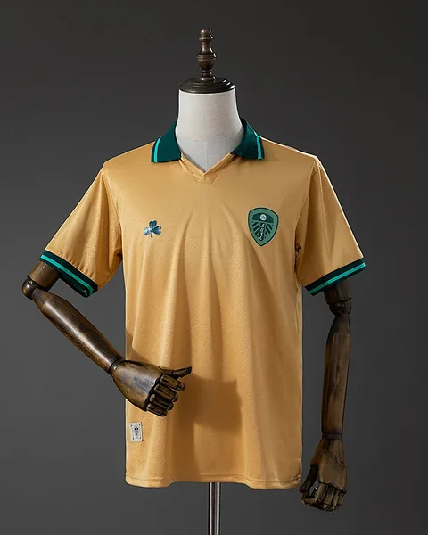 Camisola Leeds United 26/27 Edição Especial