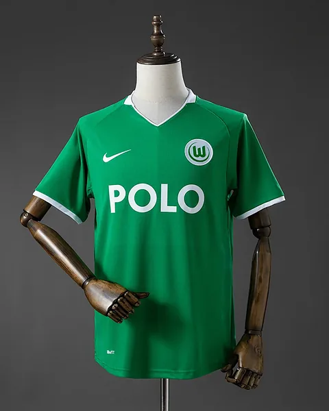 Camisola Retro Wolfsburgo 08/09 Principal