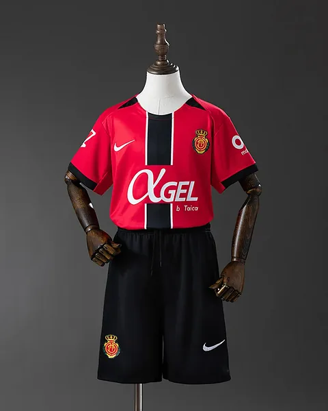 Kit Criança Maiorca 25/26 Principal