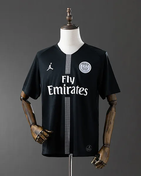 Camisola Retro Paris Saint-Germain 18/19 Preta