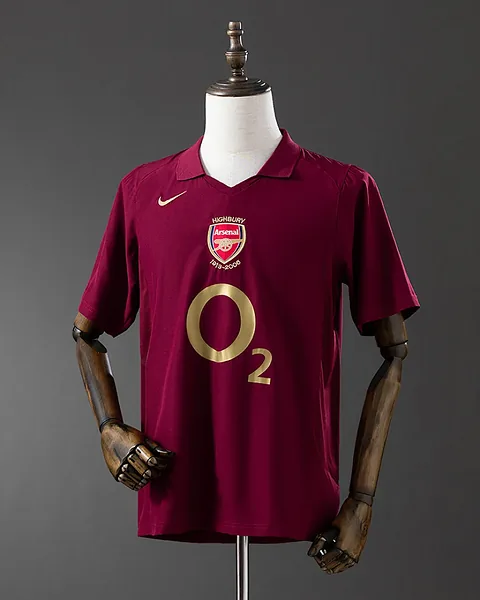 Camisola Retro Arsenal 05/06 Principal