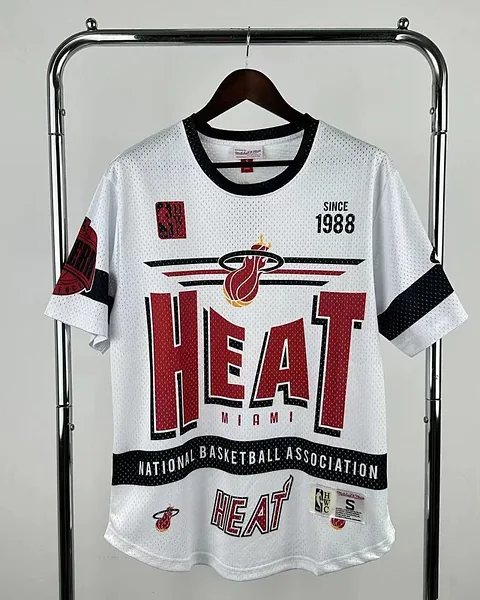 Camisola NBA Miami Heat Retro Mitchell & Ness 2026