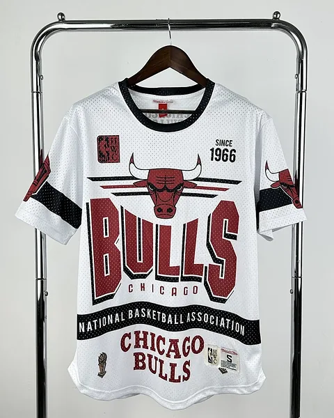 Camisola NBA Chicago Bulls Retro Mitchell & Ness 2026
