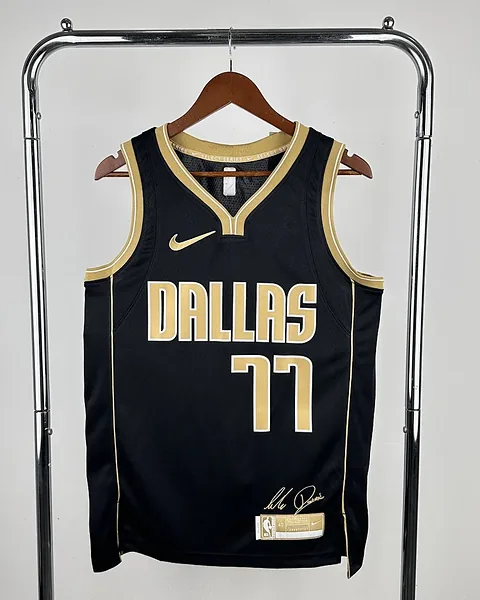 Camisola NBA Dallas Mavericks Luka Doncic #77 Earned Edition 2024
