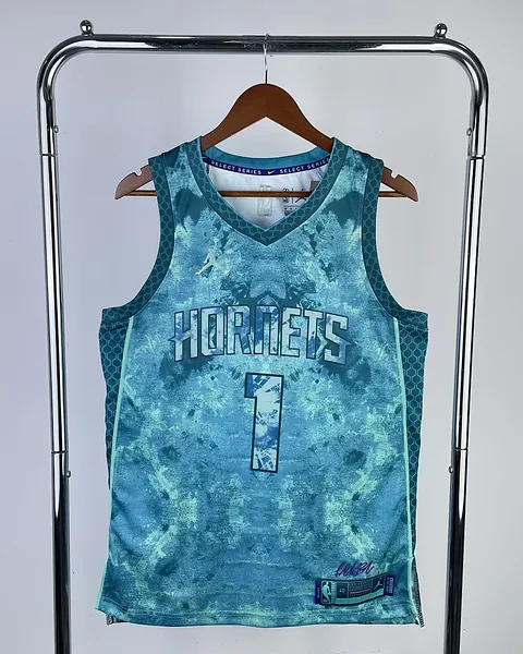 Camisola NBA Charlotte Hornets LaMelo Ball #1 Earned Edition 2023